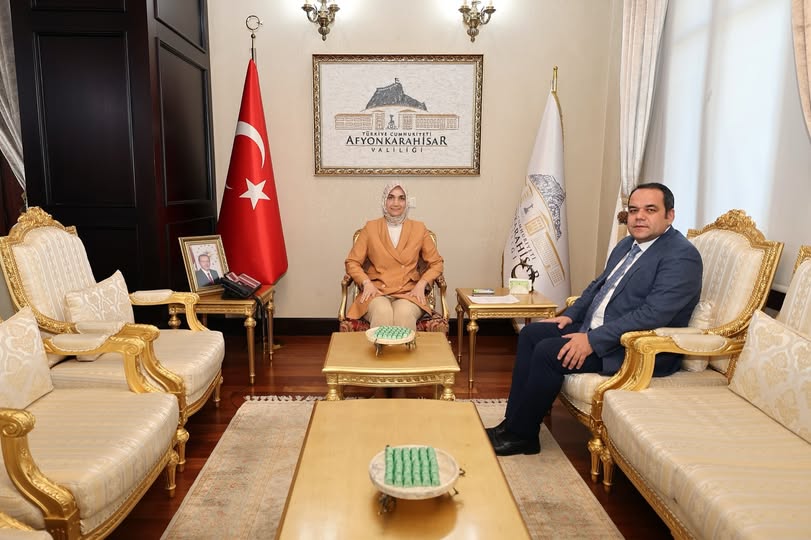 Afyonkarahisar Valisi Güran Yiğitbaşı, Gazeteciler Cemiyeti Başkanı Artuk'u Kabul Etti