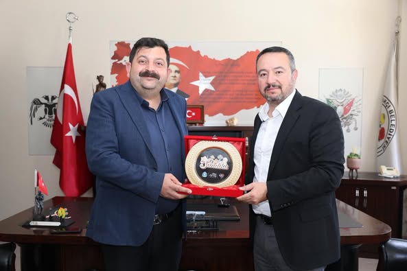 Sandıklı Belediye Başkanı Öztaş, Başmakçı Belediye Başkanı Gönüllü'yü Ziyaret Etti