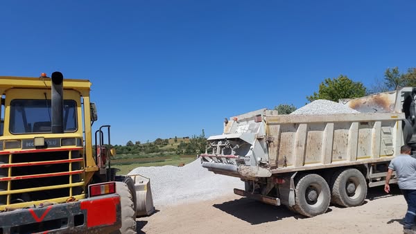 Afyonkarahisar'da 3 Kilometrelik Gölcük Yolu Asfaltlandı