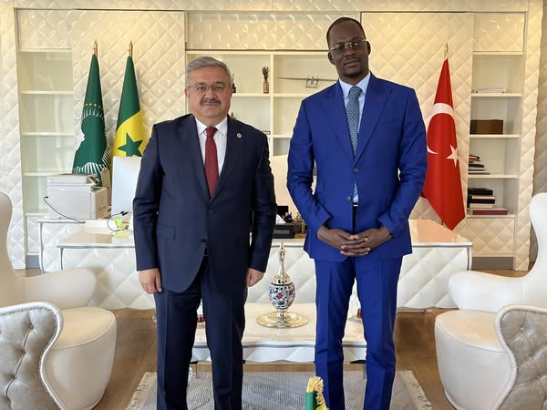 AK Parti Milletvekili Yurdunuseven, Senegal Büyükelçisi ile Görüşerek İlişkileri Güçlendirme Yolunda Adımlar Attı