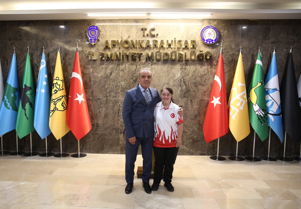 Down Sendromlu Milli Sporcu Münevvere Yılmaz, Avrupa Şampiyonası'nda Gümüş Madalya Kazandı