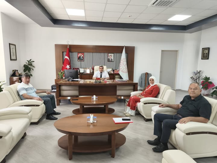 Afyonkarahisar İl Milli Eğitim Müdürlüğüne Mahalle Muhtarlarından Ziyaret