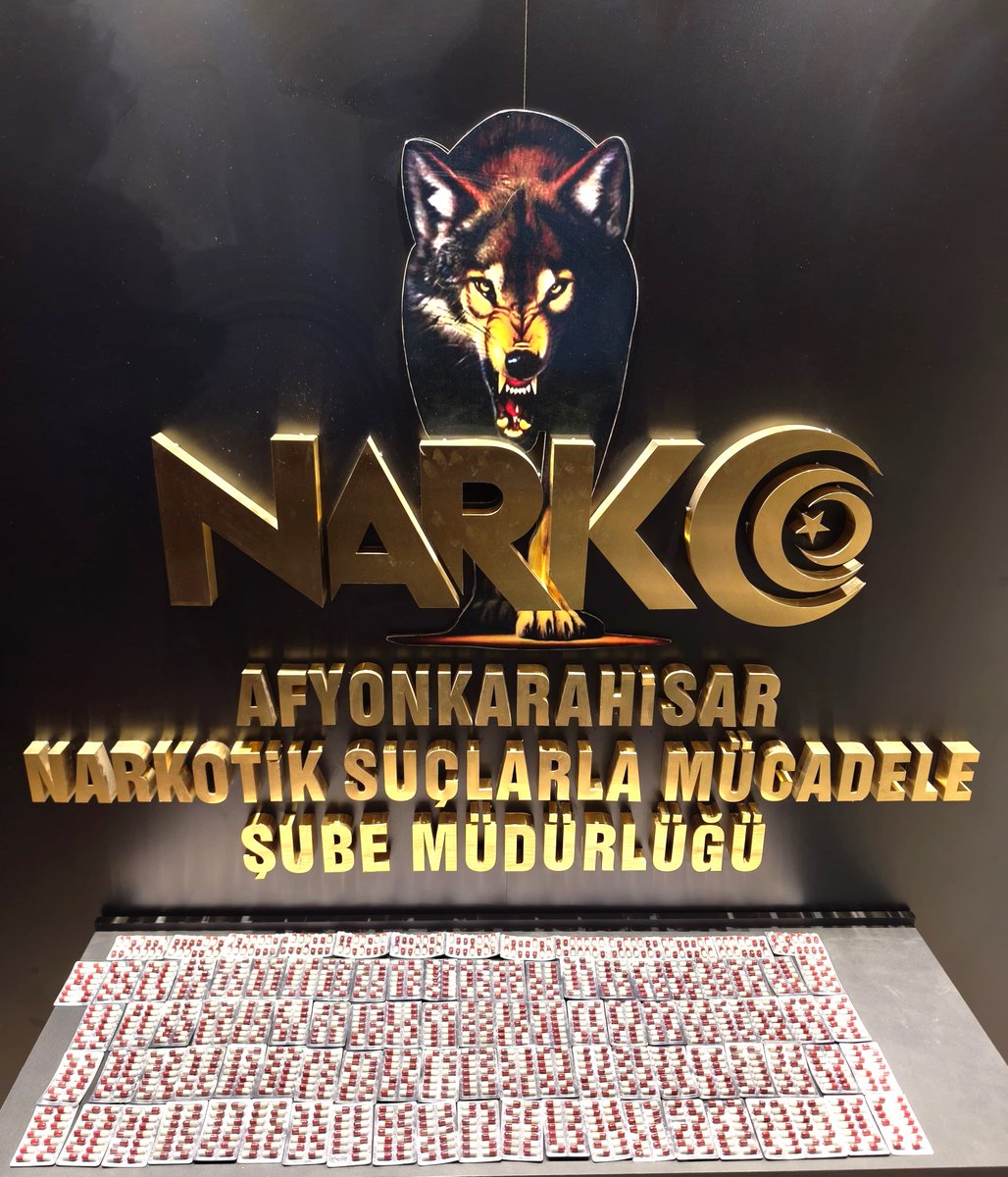 Emniyet'ten Uyuşturucu Operasyonu: Otobüste Ele Geçirilen Sentetik Ecza Maddeleri