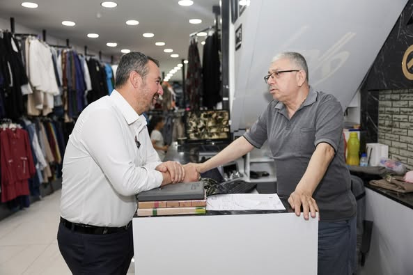 Sandıklı Belediye Başkanı Öztaş, Ulu Cami Esnafını Ziyaret Etti