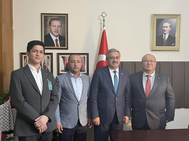 AK Parti Milletvekili Yurdunuseven, TBMM'de Hemşehrilerini Ağırladı