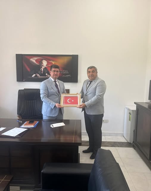 Afyonkarahisar'a Yeni Vali Yardımcısı Atandı: İl Milli Eğitim Müdürü Ziyarette Bulundu