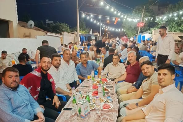Ak Parti Afyon Heyeti, Aydın ve Arık Ailelerinin Düğün Törenine Katıldı
