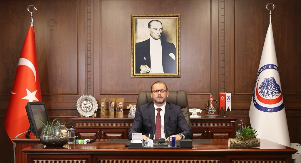 Afyonkarahisar Sağlık Bilimleri Üniversitesi Rektörü Bakan Yardımcılığına Atandı