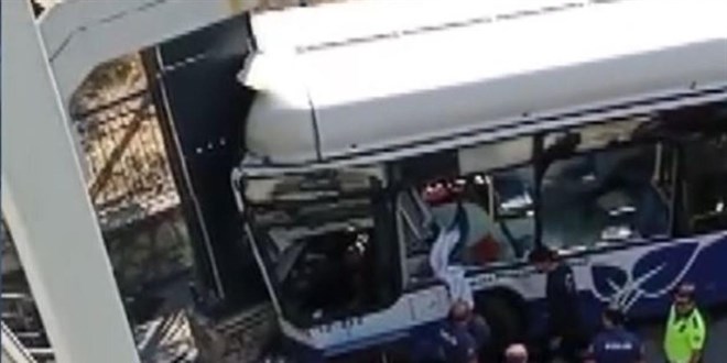 Ankara Keçiören'de Zincirleme Trafik Kazası: 20 Yaralı