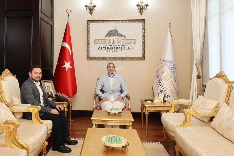 Afyonkarahisar Valisi Doç. Dr. Kübra Güran Yiğitbaşı, Dezenformasyon Uzmanı Kutlu'yu Kabul Etti