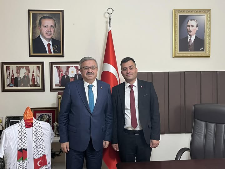 Ak Parti Milletvekili Yurdunuseven, Kılıçarslan Belediyesi Temsilcilerini TBMM'de Ağırladı