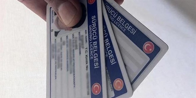 Eski Tip Ehliyetler Yenileme Süreci: Son 10 Gün İçin Rehber