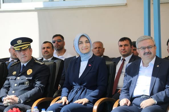 Afyonkarahisar'da Yeni Polisler Mezun Oldu