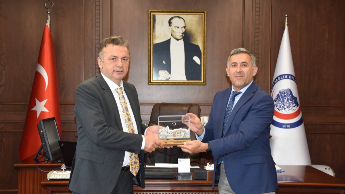 TCDD 7. Bölge Müdürü, Afyonkarahisar Sağlık Bilimleri Üniversitesi Rektör Vekili'ni Ziyaret Etti