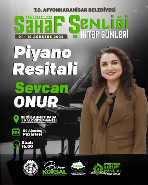 İstanbul'da Kitapseverleri Müzikle Buluşturan Sahaf Şenliği