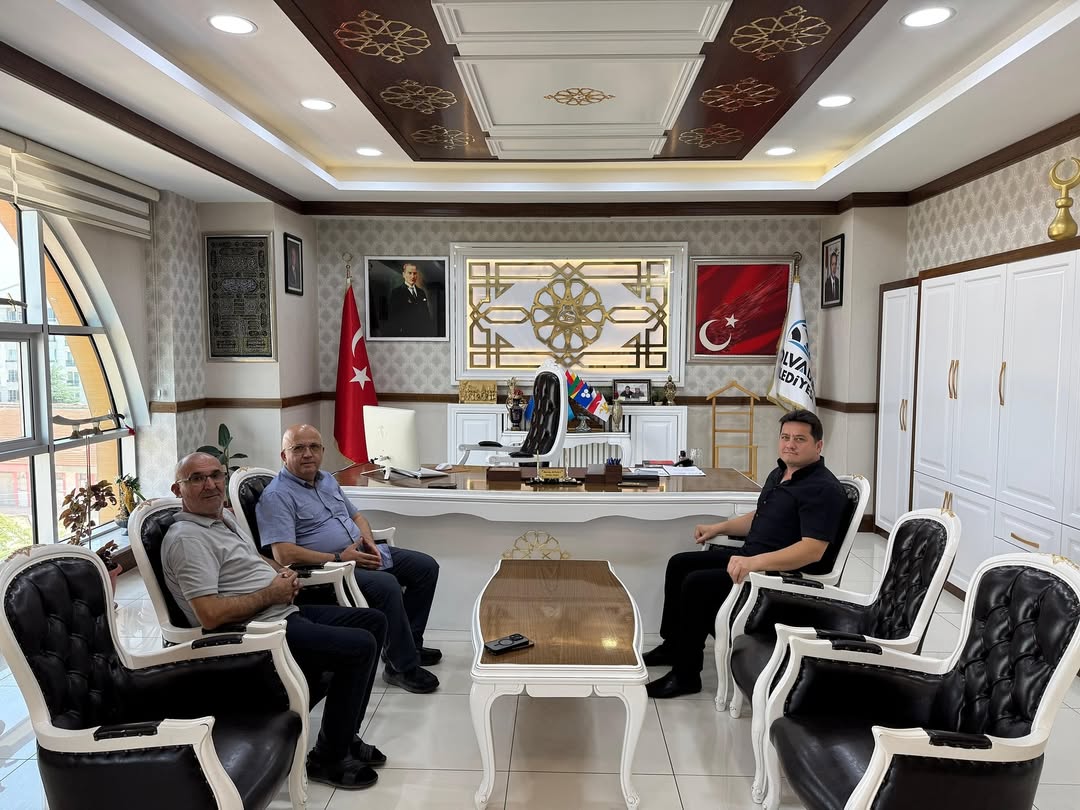 Eski Başkanlardan Bolvadin Belediye Başkanı AYNACI'ya Ziyaret