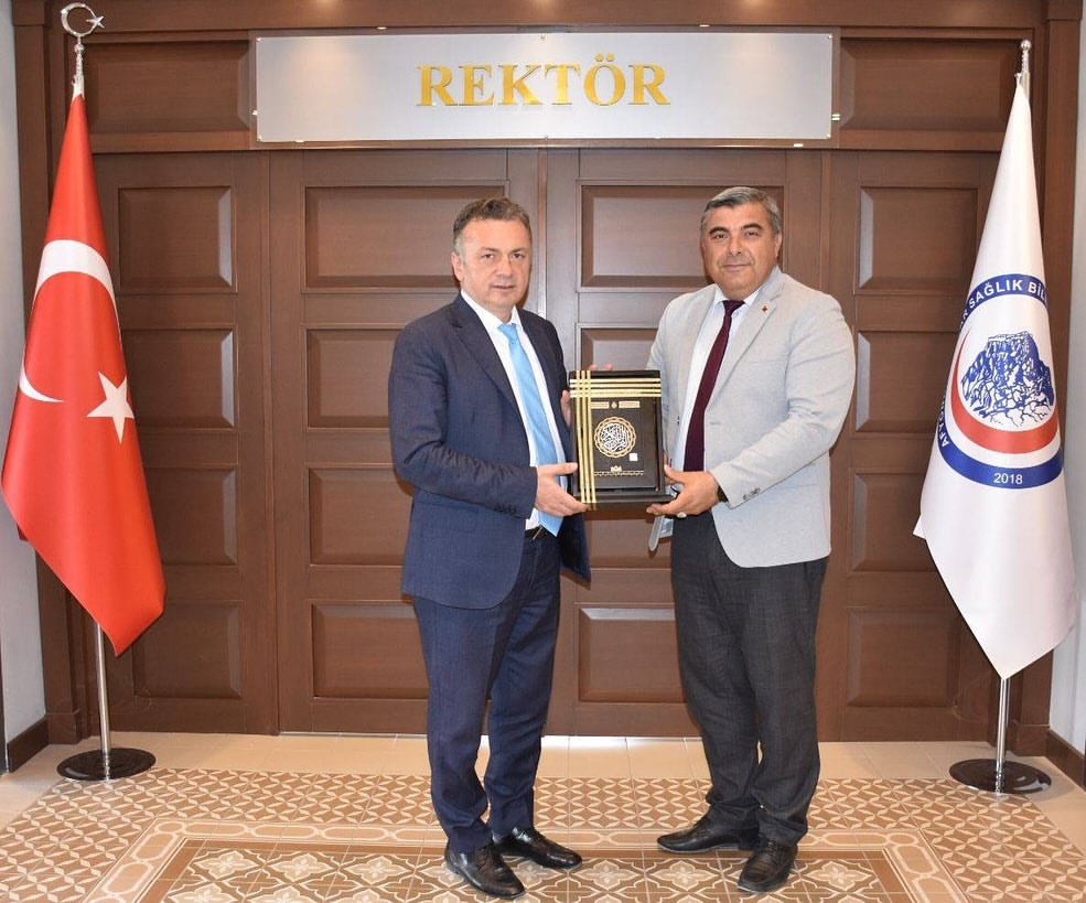 Afyonkarahisar'da Eğitim ve Sağlık Kurumları İşbirliği: İl Milli Eğitim Müdürü'nden Üniversite Ziyareti