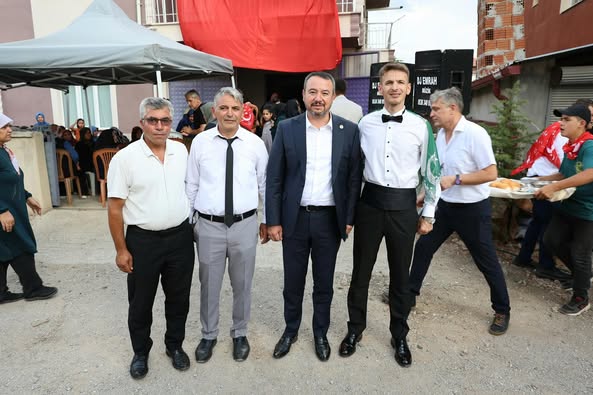 Sandıklı Belediye Başkanı Öztaş, Düğün Mevlidinde Mutluluk Dileklerini İletti