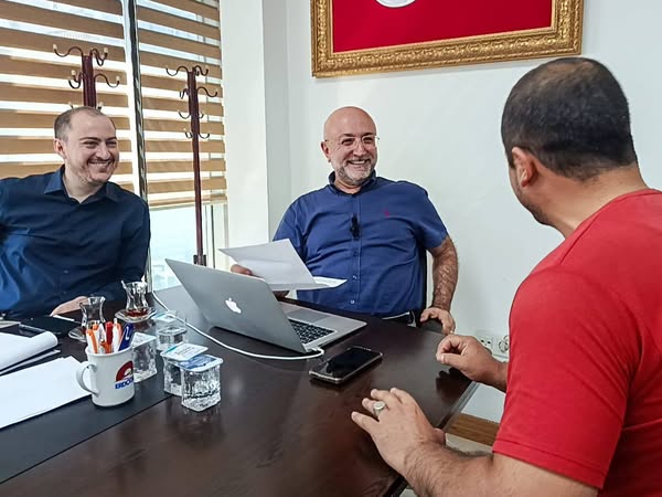 Ak Parti Afyonkarahisar İl Başkanlığı'ndan Vatandaşlarla Buluşma