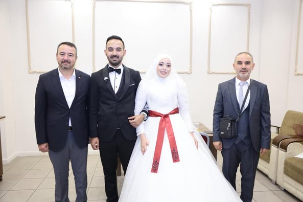 Sandıklı'da Mutluluk Dolarak Düğün ve Sünnet Törenleri