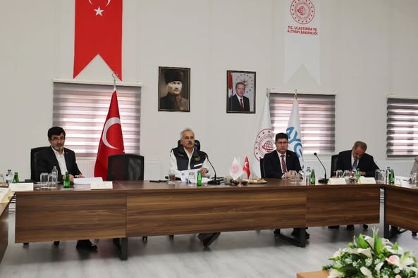 Ankara-İzmir Yüksek Hızlı Tren Hattı'nda Dev Proje: Afyonkarahisar'da İncelemeler Başladı