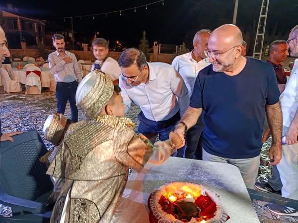 Ak Parti Afyonkarahisar Delegeleri Sünnet Töreninde Birlikte