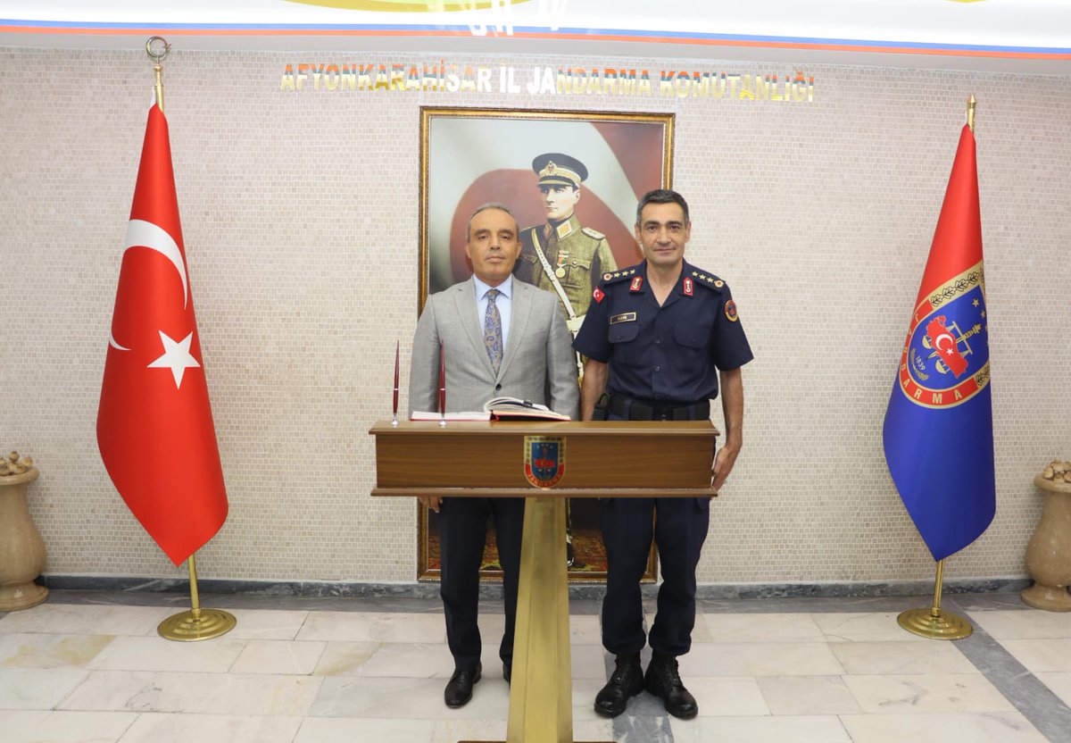 Yeni Görevinde Başarılar: Afyonkarahisar İl Jandarma Komutanı Albay Murat Kaya Ziyaret Edildi