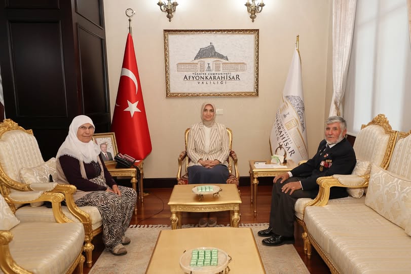 Kıbrıs Gazisi Şaban Koçak, Afyonkarahisar Valisi ile Bir Araya Geldi