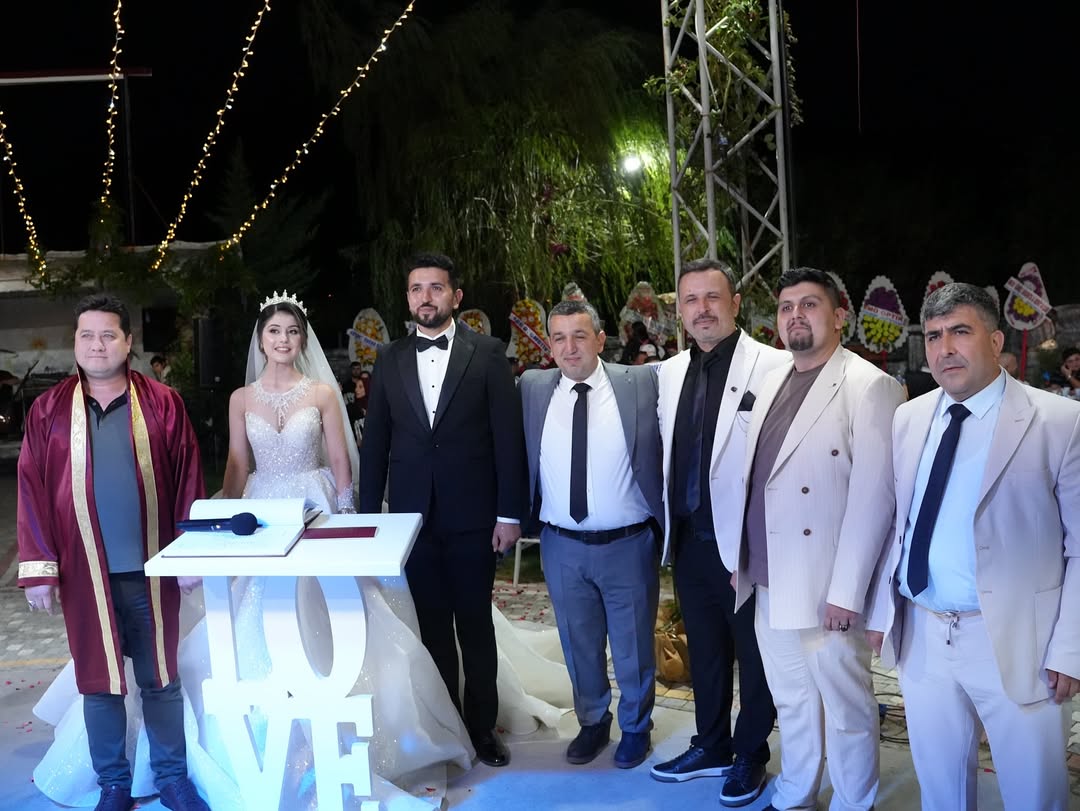 Bolvadin Belediye Başkanı AYNACI, Genç Çiftin Nikahını Şahitlik Etti