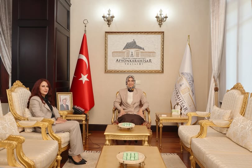 Konya Vali Yardımcısı, Afyonkarahisar Valisini ziyaret etti