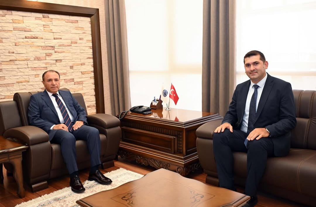 Yeni SGK İl Müdürü, AKÜ Rektörü'nü Ziyaret Etti