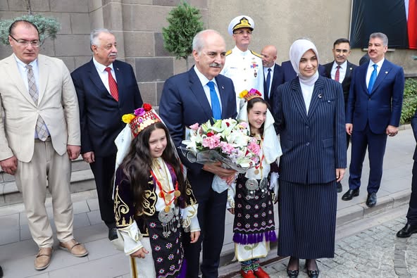 Kurtulmuş, Afyonkarahisar'da Büyük Taarruz Etkinliklerine Katıldı