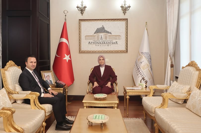 TRT Radyo Başkanı, Afyonkarahisar Valisi ile Görüşme Gerçekleştirdi
