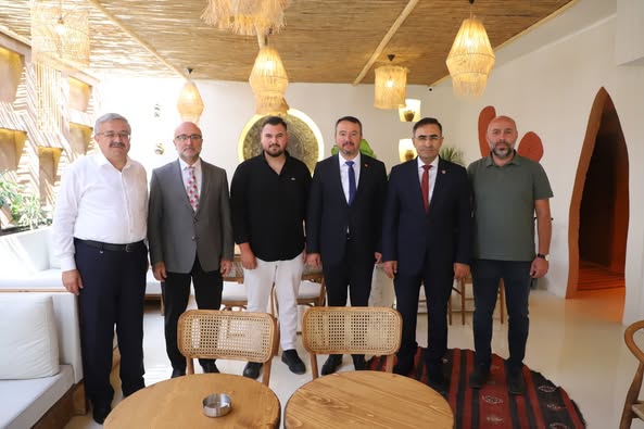 Sandıklı'da Yeni Yatırım: Gua Coffee Company Açılışına Protokol Desteği