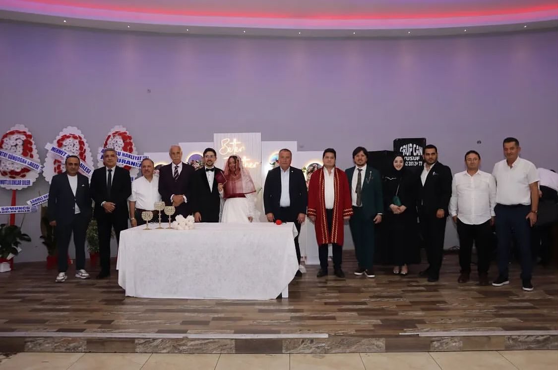 Bolvadin Belediye Başkanı Aşkın Nikah Şahitliği Yaptı