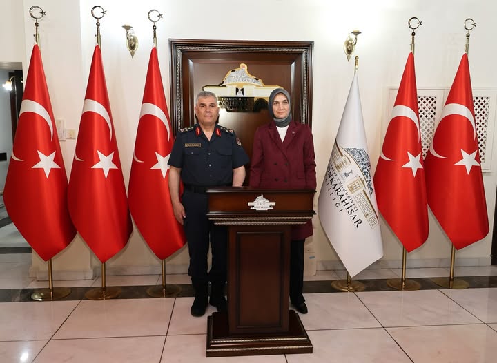 Jandarma Genel Komutanı Afyonkarahisar'da Valiyi Ziyaret Etti