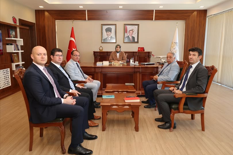 Afyonkarahisar Valisi, Yeni Vali Yardımcılarını Makamında Ağırladı