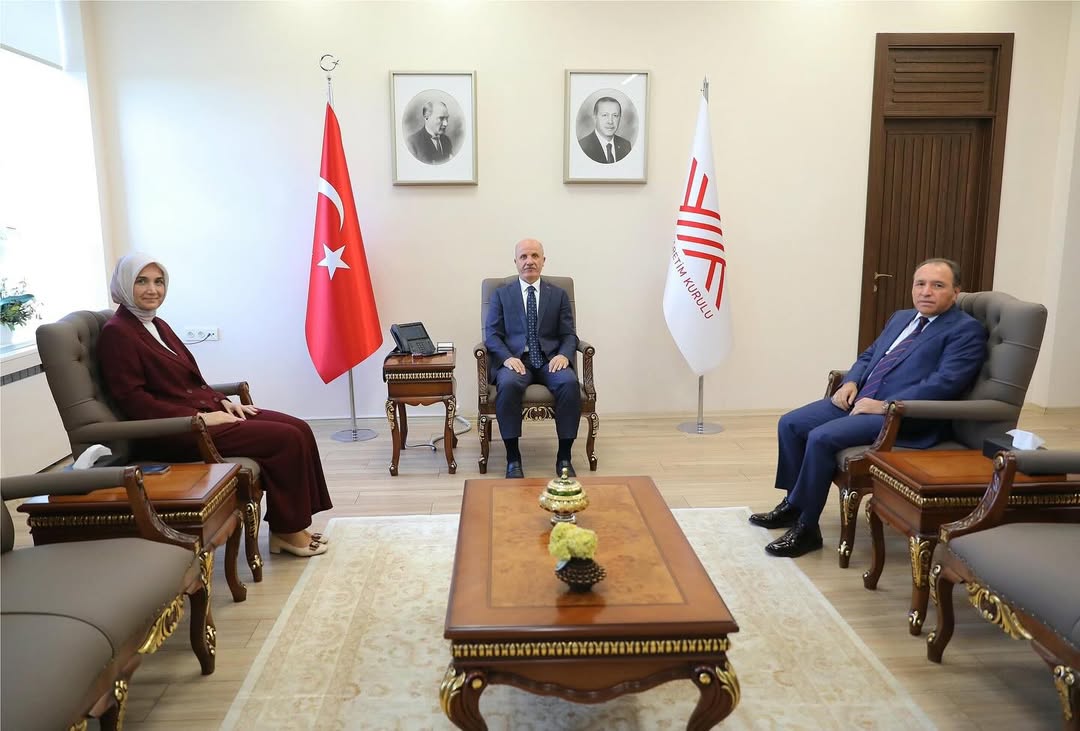 Afyon Kocatepe Üniversitesi Rektörü Özvar'a Hayırlı Olsun Ziyareti Gerçekleştirdi
