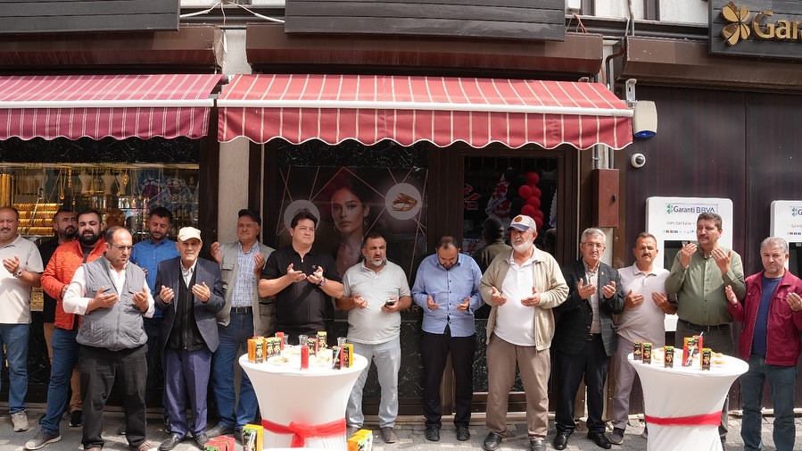 Bolvadin'de Yeni Halk Et Pazarı Açıldı