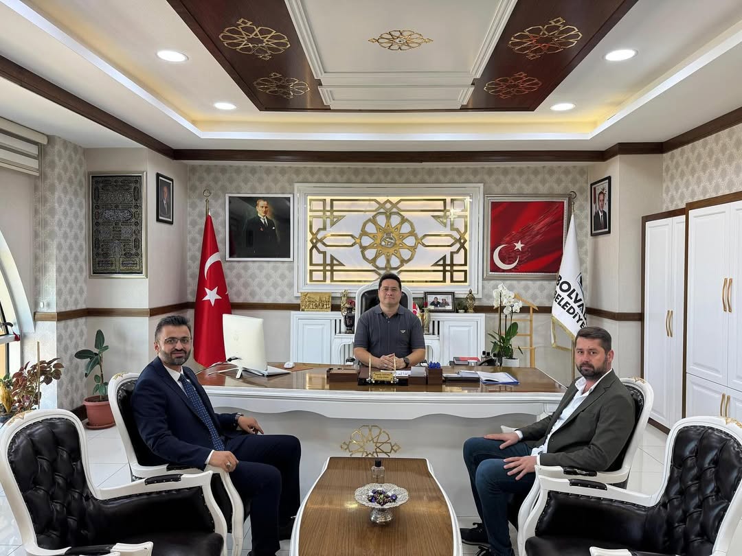 Bolvadin Belediye Başkanı Aynacı'yı Varlıklar Bölge Müdürü Çınar Ziyaret Etti