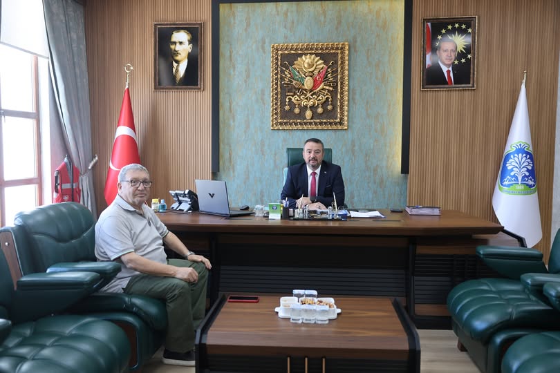 Sandıklı Belediye Başkanını Gazeteci Ali Bayar Ziyaret Etti