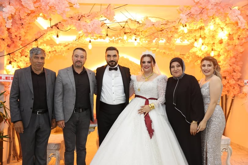 Sandıklı Belediye Başkanı Öztaş, Yağmur ve Mehmet Çiftinin Düğün Törenine Katıldı