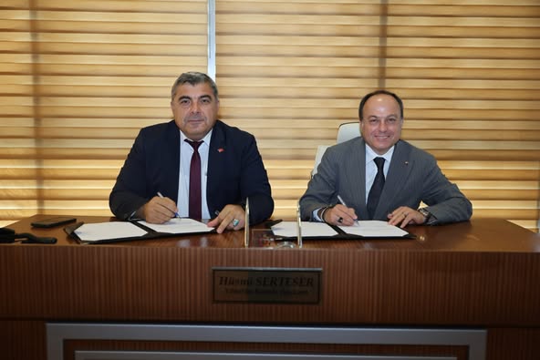 Afyonkarahisar'da Eğitim Yardımı Protokolü İmzalandı