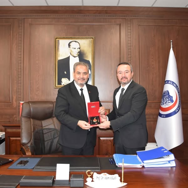 Sandıklı Belediye Başkanı Öztaş, Afyonkarahisar Sağlık Bilimleri Üniversitesini Ziyaret Etti