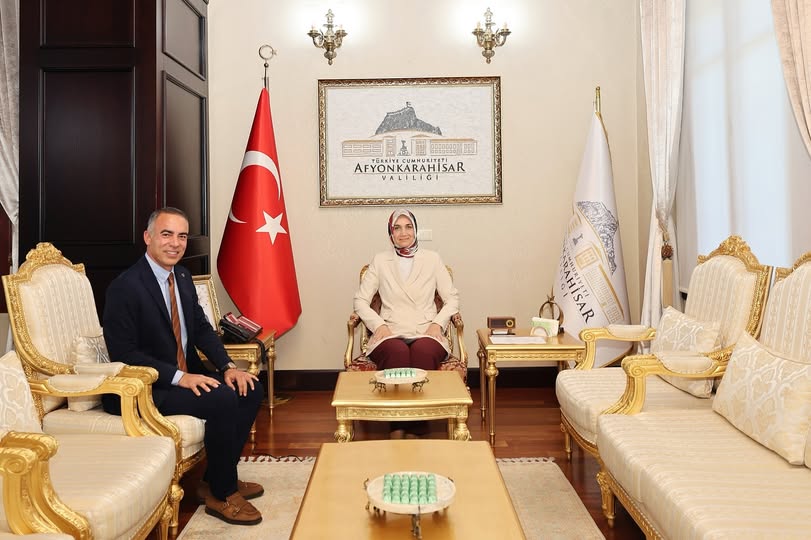 Afyonkarahisar Valisi Yiğitbaşı, Özpet Yönetim Kurulu Başkanı Özsoy'u Kabul Etti