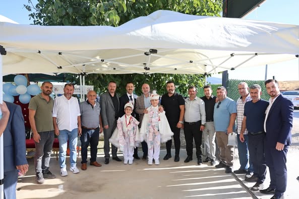 Sandıklı Belediye Başkanı Öztaş, Ailelerin Mutlu Günlerine Katıldı