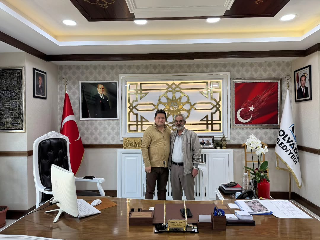 Bolvadin Belediye Başkanı Aynacı, Öğretmen Süleyman Seyrek'i Ağırladı