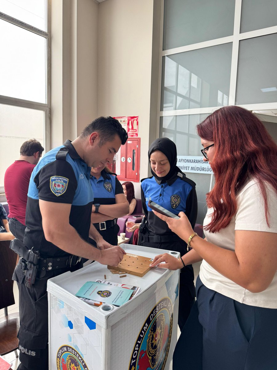 Üniversite Öğrencilerine Yönelik Güvenlik Eğitimleri Başladı