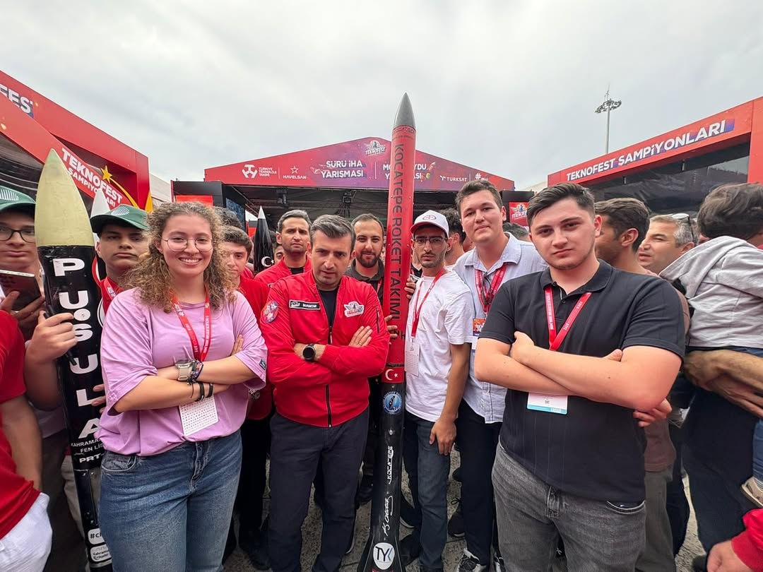 Afyon Kocatepe Üniversitesi Roket Takımı Yarışmada Üçüncü Oldu