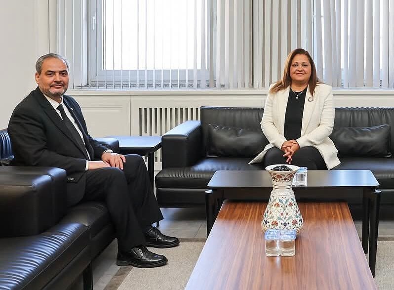 Afyonkarahisar Sağlık Bilimleri Üniversitesi Rektörü, Belediye Başkanı Köksal'ı Ziyaret Etti